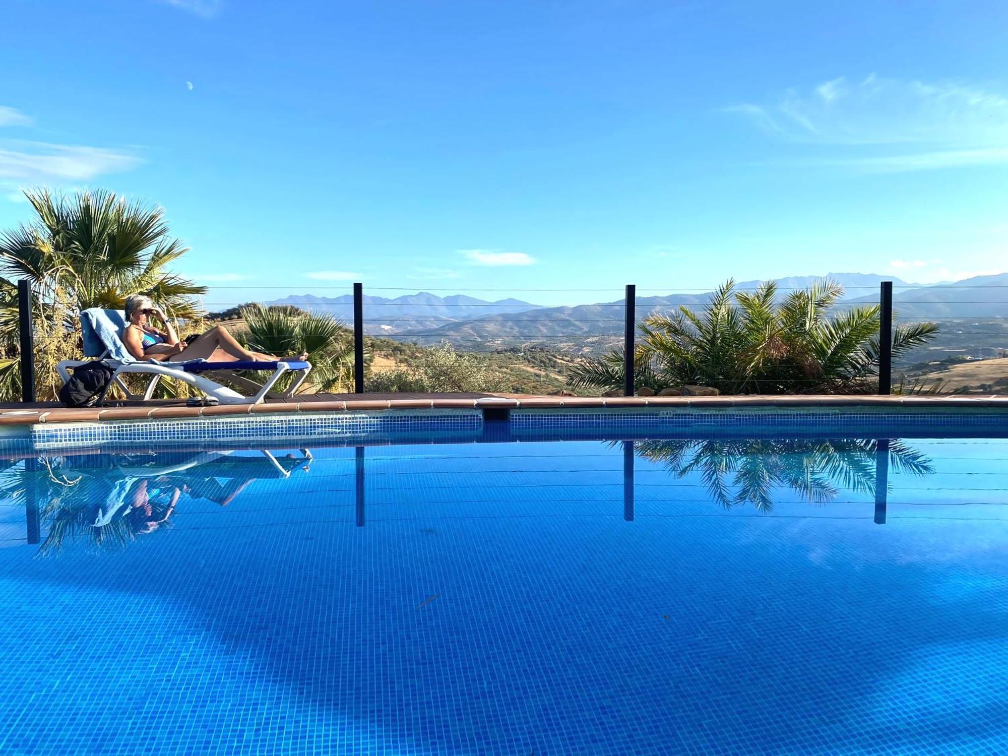 טולוקס Private Detached Chalet With Own Jacuzzi Mi Dushi מראה חיצוני תמונה