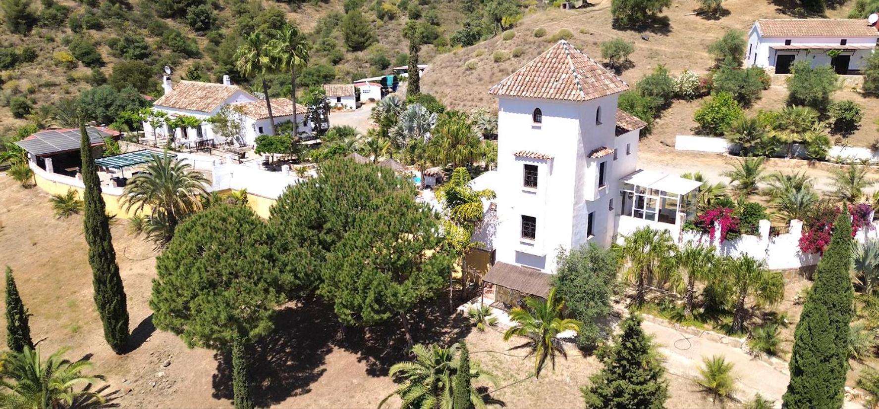 טולוקס Private Detached Chalet With Own Jacuzzi Mi Dushi מראה חיצוני תמונה