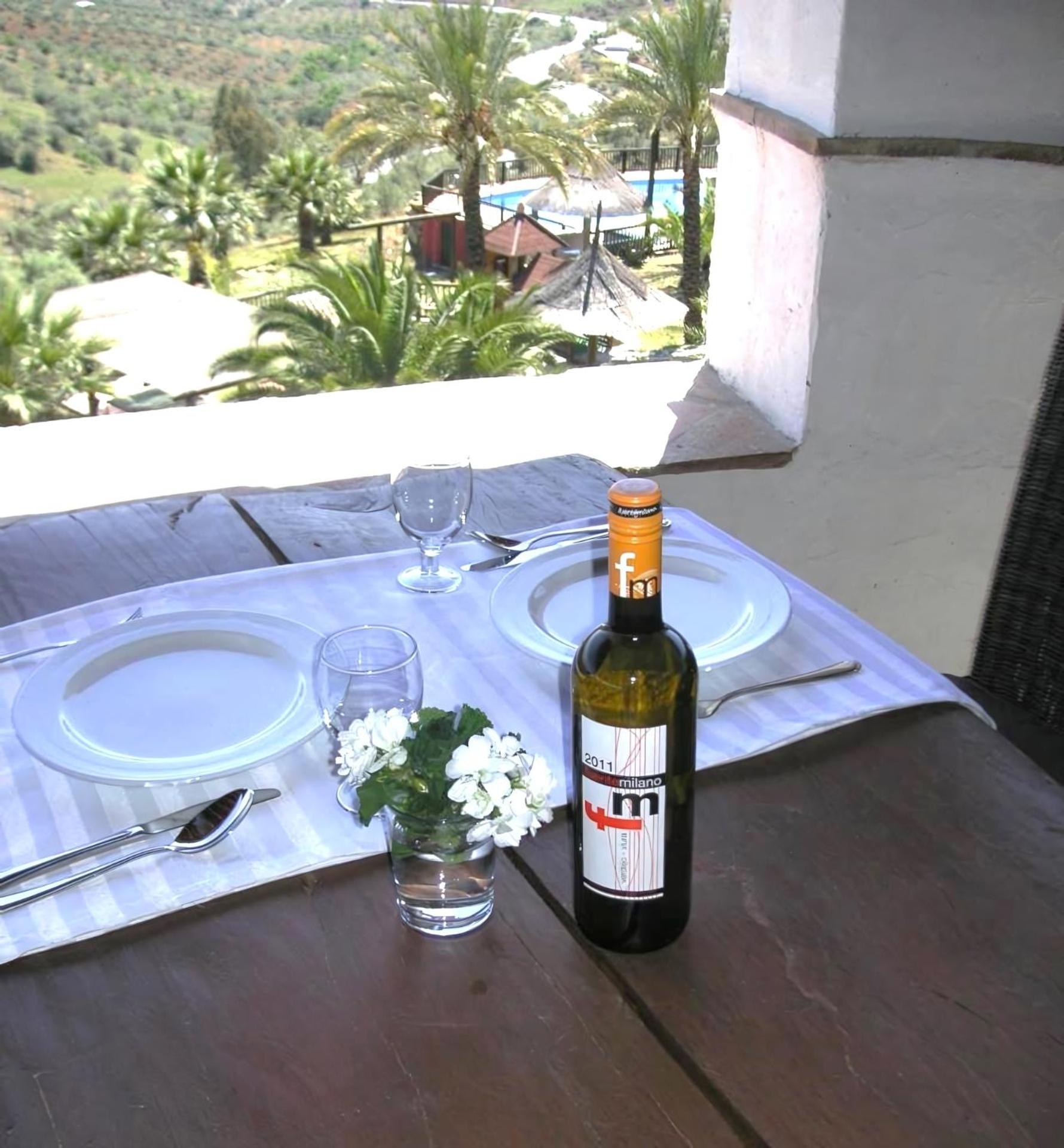 טולוקס Private Detached Chalet With Own Jacuzzi Mi Dushi מראה חיצוני תמונה