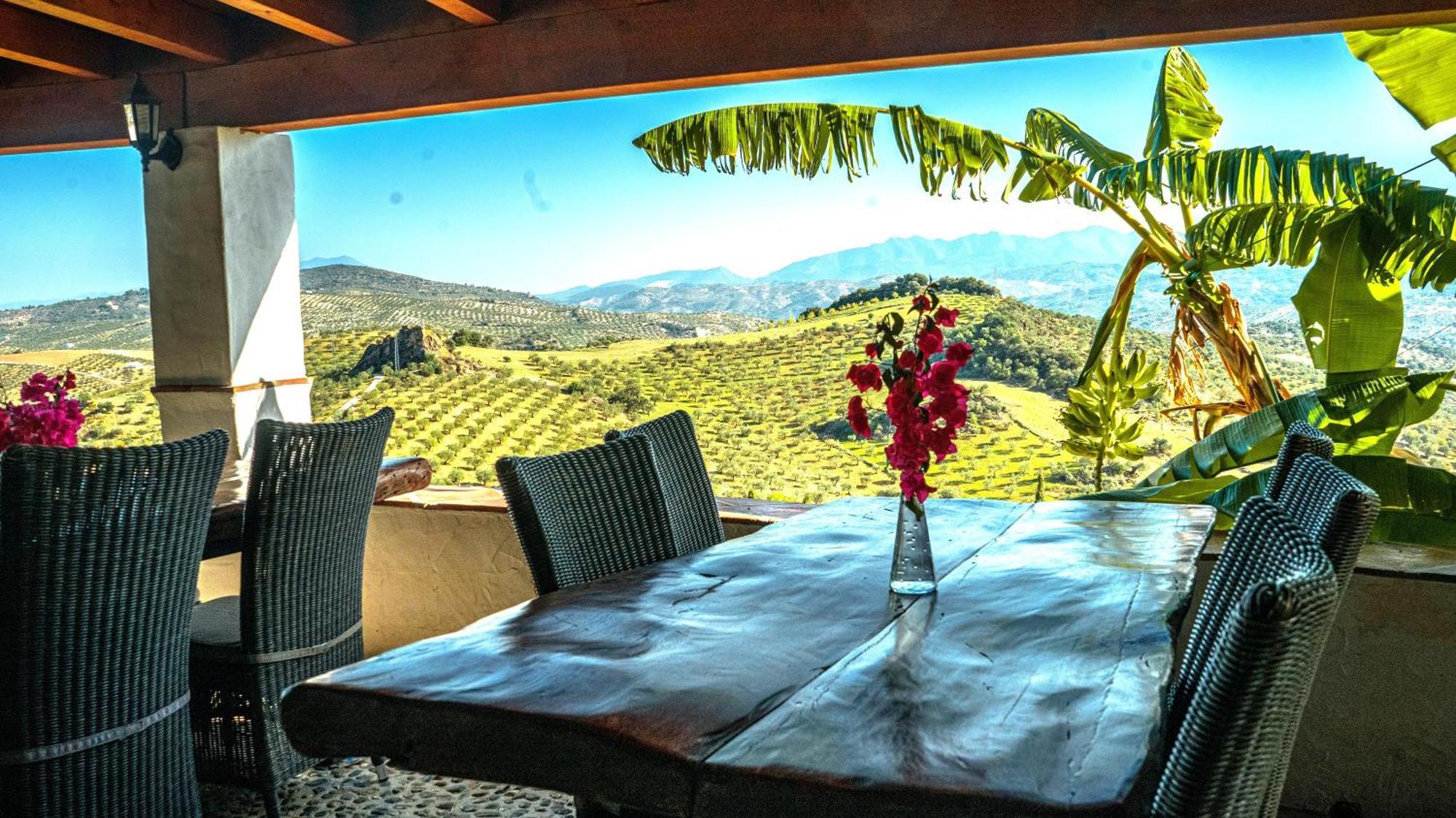 טולוקס Private Detached Chalet With Own Jacuzzi Mi Dushi מראה חיצוני תמונה