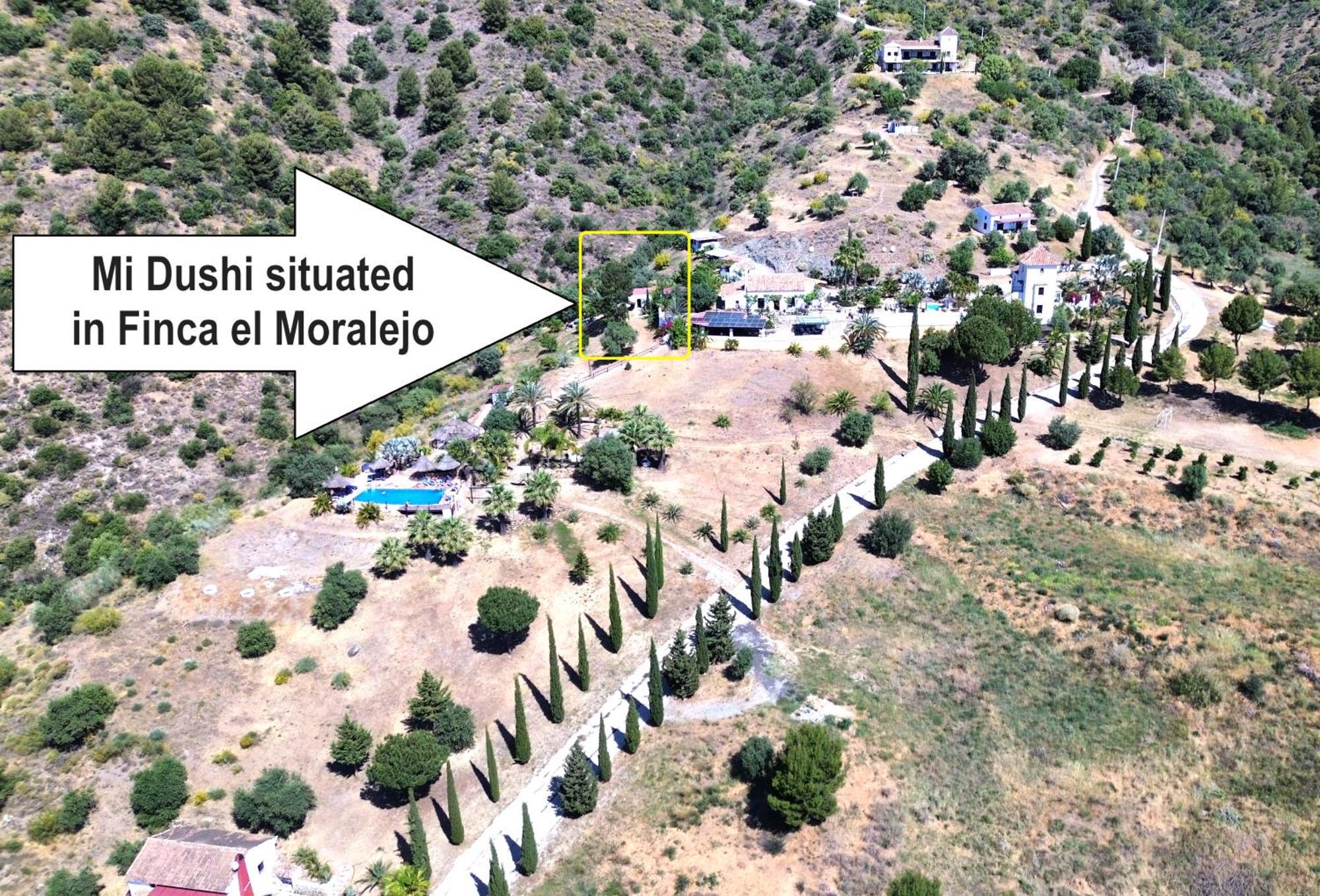 טולוקס Private Detached Chalet With Own Jacuzzi Mi Dushi מראה חיצוני תמונה