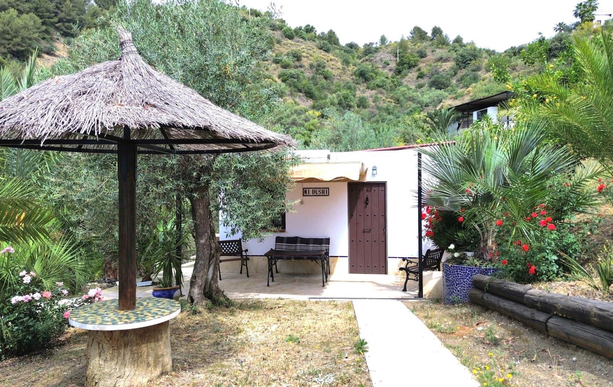 טולוקס Private Detached Chalet With Own Jacuzzi Mi Dushi מראה חיצוני תמונה